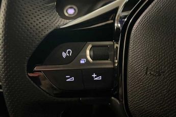 Peugeot E-2008 50kWh GT SUV 5dr Electric Auto (7kW Charger) (136 ps)
