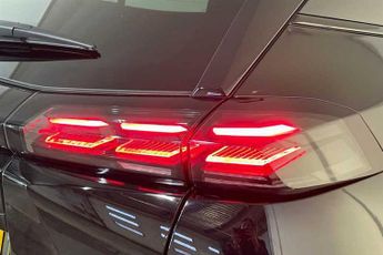 Peugeot E-2008 50kWh GT SUV 5dr Electric Auto (7kW Charger) (136 ps)