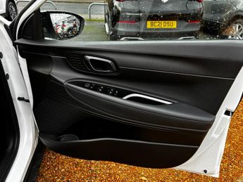 Hyundai BAYON 1.0 T-GDi MHEV Premium SUV 5dr Petrol Hybrid DCT Euro 6 (s/s) (1