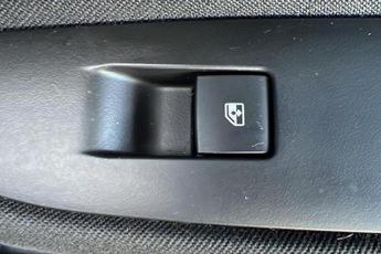 Vauxhall Mokka X 1.4i Turbo Design Nav SUV 5dr Petrol Auto Euro 6 (140 ps)