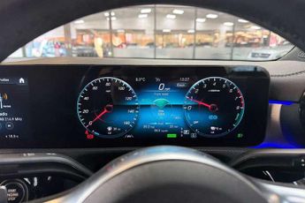 MERCEDES-BENZ CLA 1.3 CLA250e 15.6kWh AMG Line (Premium) Coupe 4dr Petrol Plug-in 