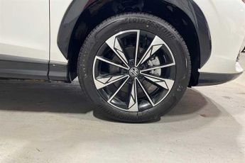 MG HS 1.5 T-GDI SE SUV 5dr Petrol DCT Euro 6 (s/s) (169 ps)