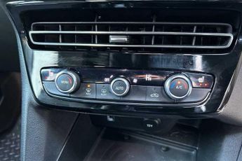 VAUXHALL MOKKA Electric 50kWh Ultimate SUV 5dr Electric Auto (136 ps)