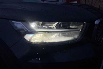 VOLVO XC40 1.5 T3 Inscription Pro SUV 5dr Petrol Auto Euro 6 (s/s) (163 ps)