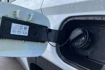 Hyundai TUCSON 1.6 h T-GDi SE Connect SUV 5dr Petrol Hybrid Auto Euro 6 (s/s) (