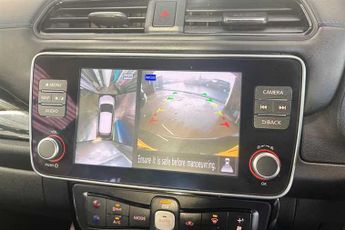 NISSAN LEAF 39kWh N-Connecta Hatchback 5dr Electric Auto (150 ps)