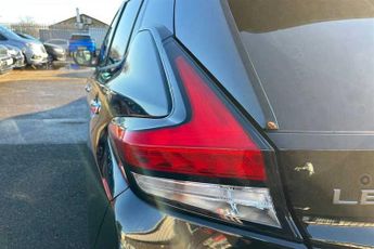 NISSAN LEAF 39kWh N-Connecta Hatchback 5dr Electric Auto (150 ps)