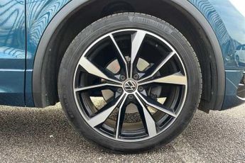 VOLKSWAGEN TIGUAN 1.5 TSI R-Line SUV 5dr Petrol DSG Euro 6 (s/s) (150 ps)