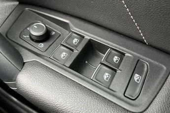 VOLKSWAGEN TIGUAN 1.5 TSI R-Line SUV 5dr Petrol DSG Euro 6 (s/s) (150 ps)