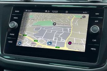 VOLKSWAGEN TIGUAN 1.5 TSI R-Line SUV 5dr Petrol DSG Euro 6 (s/s) (150 ps)