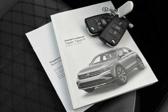 VOLKSWAGEN TIGUAN 1.5 TSI R-Line SUV 5dr Petrol DSG Euro 6 (s/s) (150 ps)