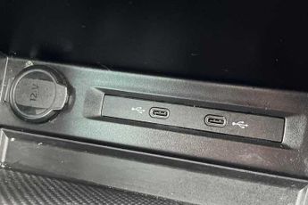 VOLKSWAGEN TIGUAN 1.5 TSI R-Line SUV 5dr Petrol DSG Euro 6 (s/s) (150 ps)