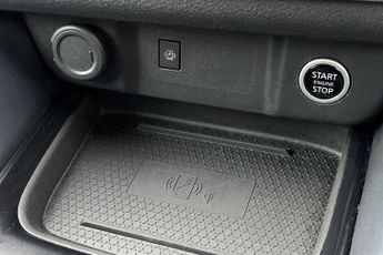 NISSAN QASHQAI 1.3 DIG-T MHEV Tekna SUV 5dr Petrol Hybrid XTRON Euro 6 (s/s) (1