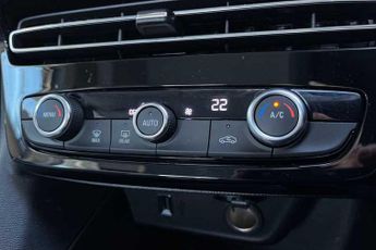 VAUXHALL MOKKA Electric 50kWh Design SUV 5dr Electric Auto (136 ps)