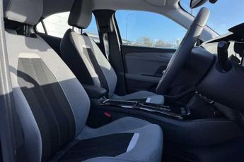 VAUXHALL MOKKA Electric 50kWh Design SUV 5dr Electric Auto (136 ps)