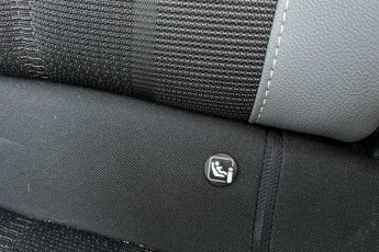 VAUXHALL MOKKA Electric 50kWh Design SUV 5dr Electric Auto (136 ps)