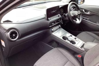 Hyundai KONA 64kWh Premium SUV 5dr Electric Auto (10.5kW Charger) (204 ps)
