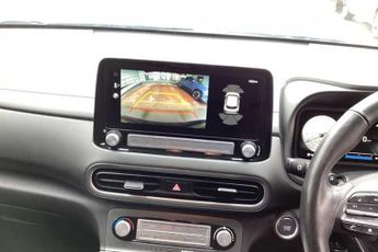 Hyundai KONA 64kWh Premium SUV 5dr Electric Auto (10.5kW Charger) (204 ps)