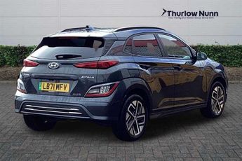 Hyundai KONA 64kWh Premium SUV 5dr Electric Auto (10.5kW Charger) (204 ps)