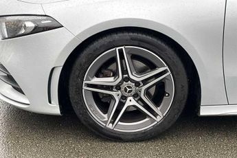 MERCEDES-BENZ A CLASS 2.0 A200d AMG Line Hatchback 5dr Diesel 8G-DCT Euro 6 (s/s) (150