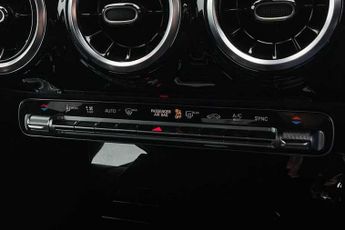 MERCEDES-BENZ A CLASS 2.0 A200d AMG Line Hatchback 5dr Diesel 8G-DCT Euro 6 (s/s) (150