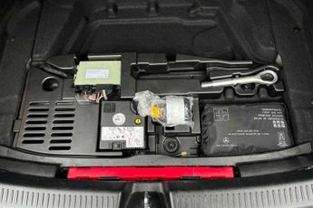 MERCEDES-BENZ A CLASS 2.0 A200d AMG Line Hatchback 5dr Diesel 8G-DCT Euro 6 (s/s) (150