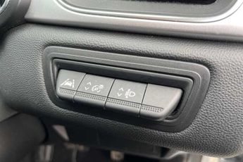 RENAULT CAPTUR 1.6 E-TECH S Edition SUV 5dr Petrol Hybrid Auto Euro 6 (s/s) (14