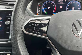 VOLKSWAGEN TIGUAN 1.5 TSI R-Line SUV 5dr Petrol DSG Euro 6 (s/s) (150 ps)