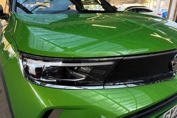 VAUXHALL MOKKA Electric 50kWh Ultimate SUV 5dr Electric Auto (136 ps)