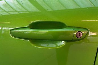 VAUXHALL MOKKA Electric 50kWh Ultimate SUV 5dr Electric Auto (136 ps)