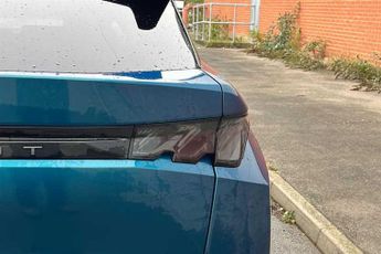 Peugeot E-3008 73kWh GT SUV 5dr Electric Auto (210 ps)