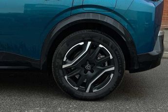 Peugeot E-3008 73kWh GT SUV 5dr Electric Auto (210 ps)