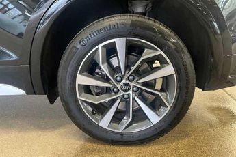 AUDI Q5 2.0 TDI 40 S line SUV 5dr Diesel S Tronic quattro Euro 6 (s/s) (