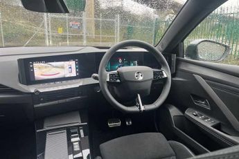 Vauxhall Astra Electric 54 kWh (156 PS) Ultimate 5 Door Electric Hatchback *** Delivery 