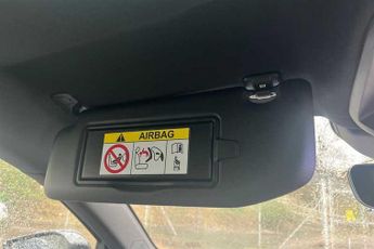 Vauxhall Astra Electric 54 kWh (156 PS) Ultimate 5 Door Electric Hatchback *** Delivery 