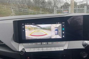 Vauxhall Astra Electric 54 kWh (156 PS) Ultimate 5 Door Electric Hatchback *** Delivery 