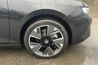 Vauxhall Astra Electric 54 kWh (156 PS) Ultimate 5 Door Electric Hatchback *** Delivery 