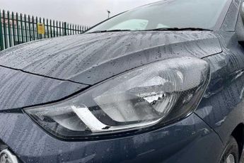 Hyundai i10 1.2i (84 PS) SE Connect 5 Door Petrol Hatchback Automatic *** 1 