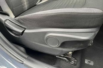 HYUNDAI i10 1.2 SE Connect Hatchback 5dr Petrol Auto Euro 6 (s/s) (84 ps)