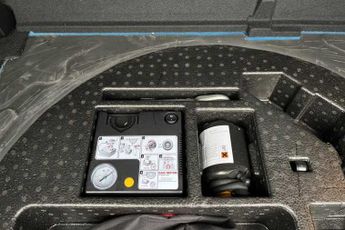 MG ZS 51.1kWh Trophy SUV 5dr Electric Auto (176 ps)