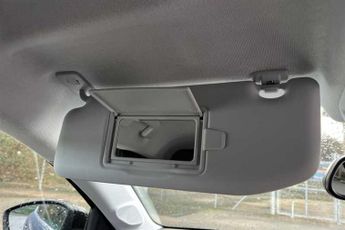 Vauxhall Corsa Electric 50 kWh (136 PS) Elite Nav Premium 5 Door Electric Hatchback Auto