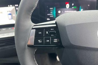 Vauxhall Astra Electric 54kWh Ultimate Hatchback 5dr Electric Auto (156 ps)