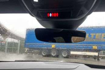 Vauxhall Astra Electric 54kWh Ultimate Hatchback 5dr Electric Auto (156 ps)