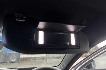 Vauxhall Astra Electric 54kWh Ultimate Hatchback 5dr Electric Auto (156 ps)