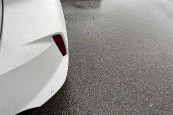 Vauxhall Astra Electric 54kWh Ultimate Hatchback 5dr Electric Auto (156 ps)