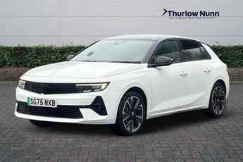 Vauxhall Astra Electric 54kWh Ultimate Hatchback 5dr Electric Auto (156 ps)