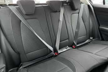FORD FOCUS 1.0T EcoBoost MHEV Titanium Hatchback 5dr Petrol Hybrid DCT Euro