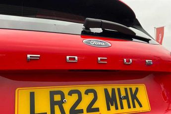 FORD FOCUS 1.0T EcoBoost MHEV Titanium Hatchback 5dr Petrol Hybrid DCT Euro