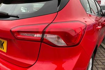 FORD FOCUS 1.0T EcoBoost MHEV Titanium Hatchback 5dr Petrol Hybrid DCT Euro