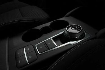 FORD FOCUS 1.0T EcoBoost MHEV Titanium Hatchback 5dr Petrol Hybrid DCT Euro